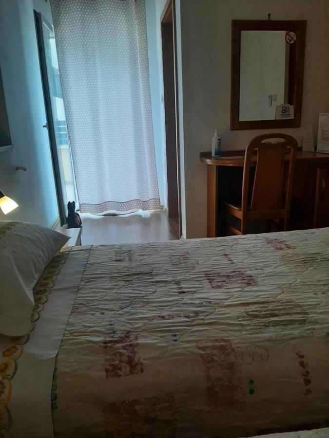 Room Eta Cres Exterior foto